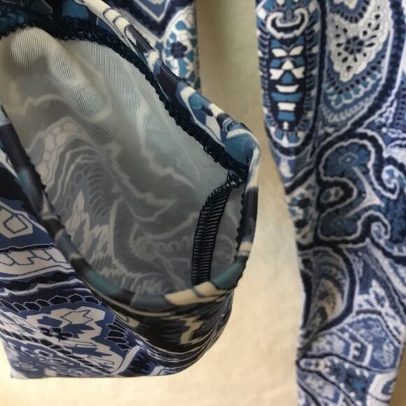 ONZIE Blue Pattern High Waist Basic Midi Leggings - Picture 5 of 11